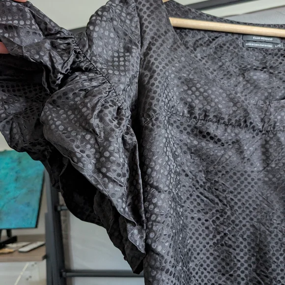 Club Monaco Black Ruffled Boxy Blouse - Picture 3 of 9